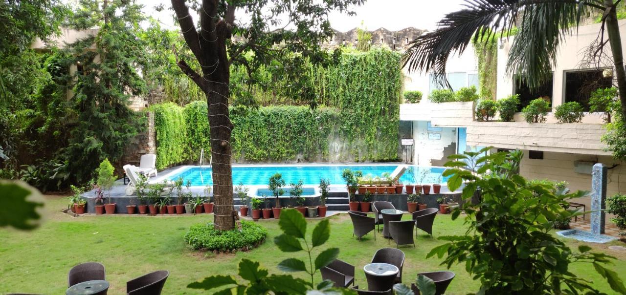 Rajdarshan - A Lake View Hotel In Udaipur Esterno foto
